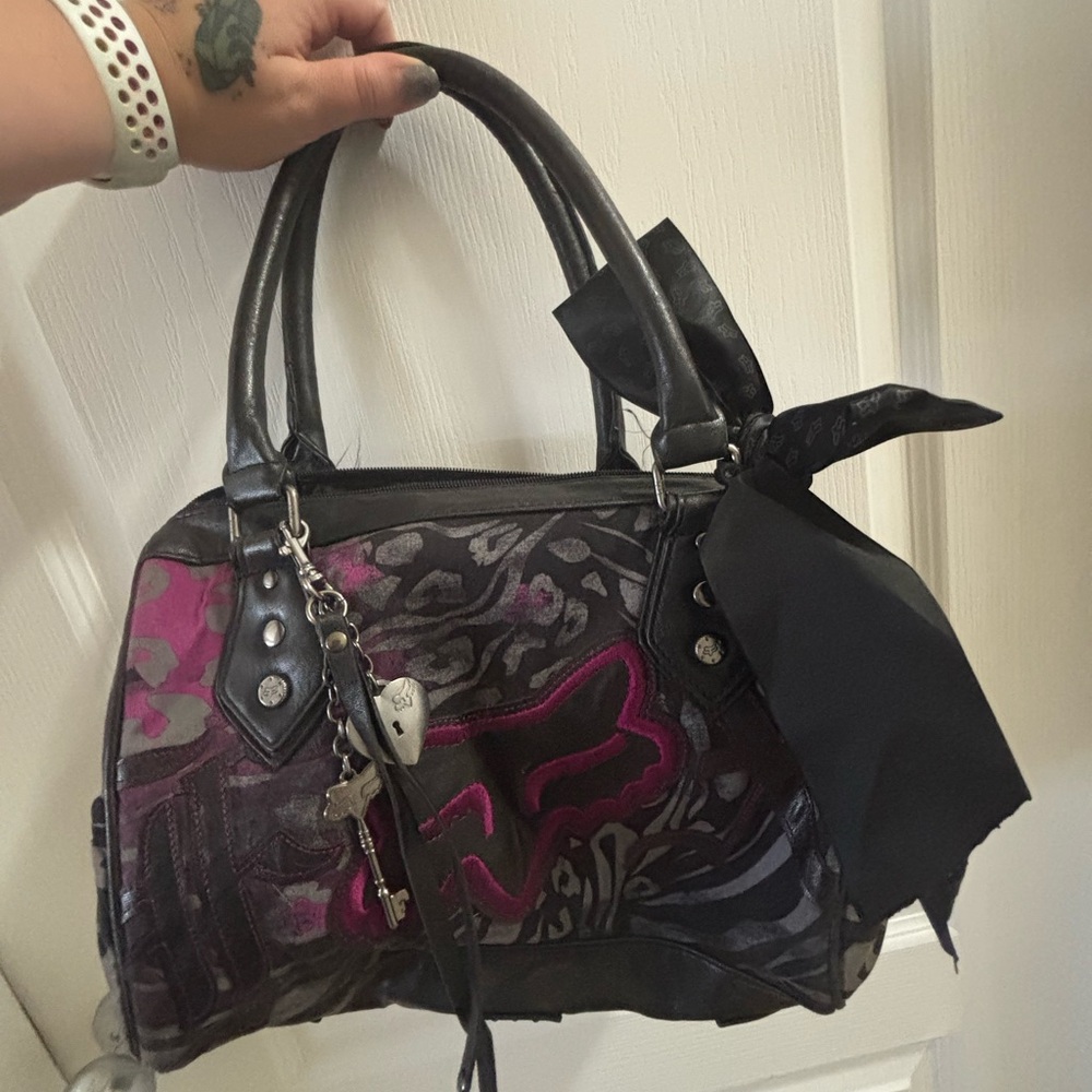 Fox Black and Pink Satchel Bag